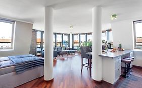 The Danziger, 2 Unique Lofty Style Units In Prenzlauerberg